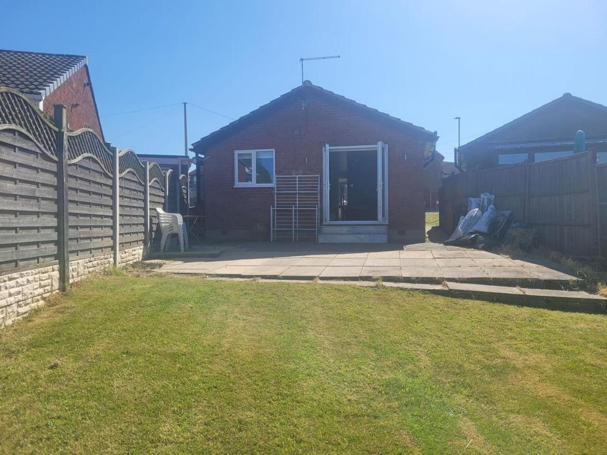Apartamento The Little Red House Sheffield Exterior foto